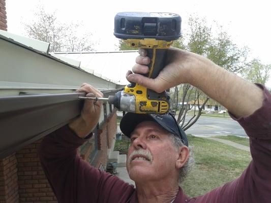 Mike's Rain Gutter Service