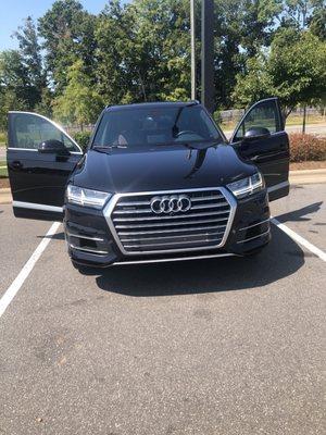 Audi Q7 tinted legal tin and heat shield