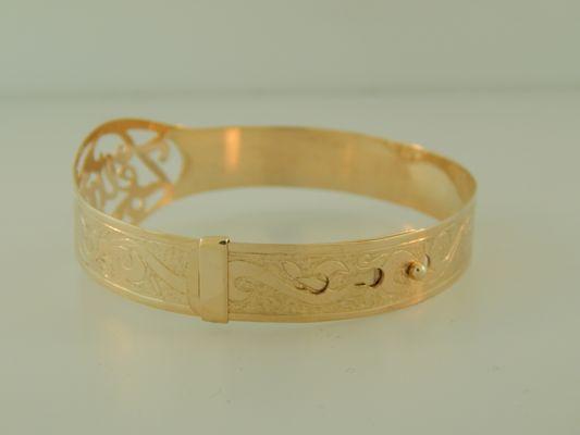 Custom made gold bracelet made by us from scratch