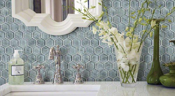 Let Stu's enhance your Kitchen or Bathroom with a gorgeous new backsplash!