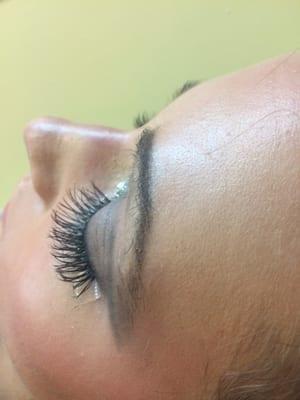 Lash extension