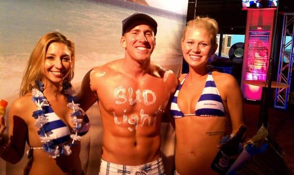 Bud Light Paradise Party 2010