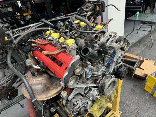 Motor going back together. Notice the freshly powder coated valve covers.