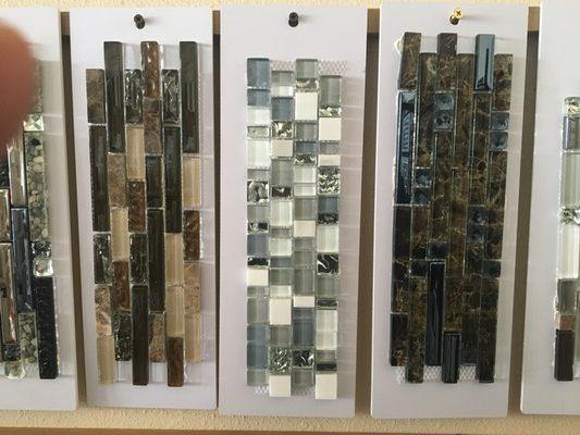 Glass tile