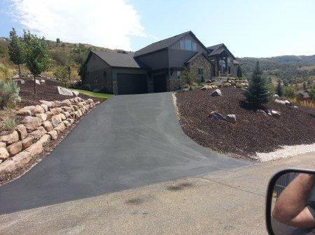 Residential driveway asphalt repair