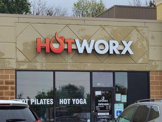 HOTWORX - Lee's Summit, MO