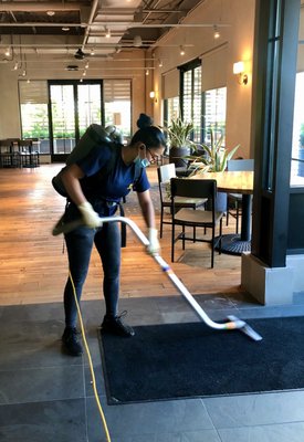 Commercial cleaning - Daily routine vacuuming