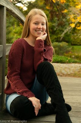 Senior portraits on location at Roger Williams Park