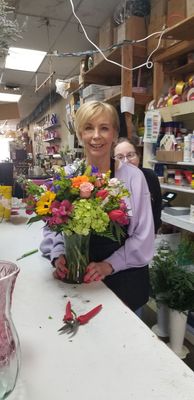 Chris with a beautiful vase, oh yes and Melissa our official photo bomber.