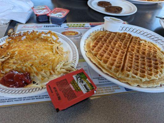 Waffles and hash brown