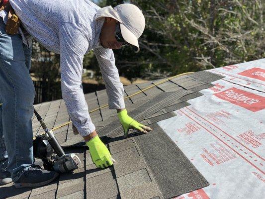 Installing 30 year shingle