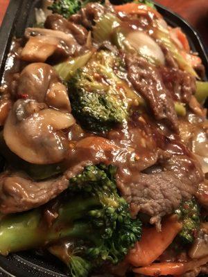 Large Beef in garlic sauce (to go)