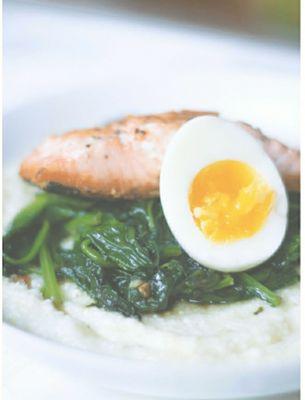 Grilled salmon, spinach, grits,& boiled egg