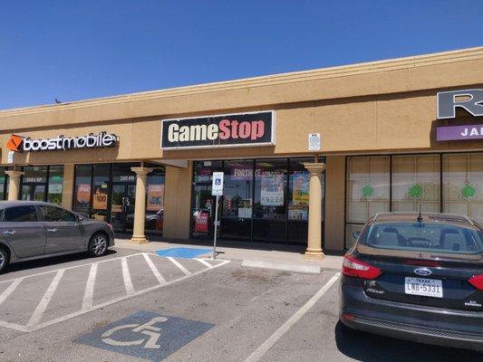 GameStop