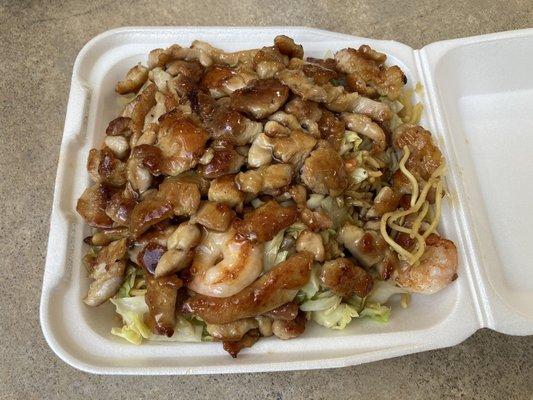 Special of the Day - Chicken and Shrimp Over Noodles