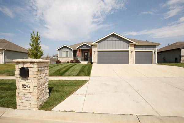 9245 Cara's Way, Manhattan, KS