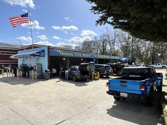 Dog Wash Atlanta @ Kirkwood Car Wash!