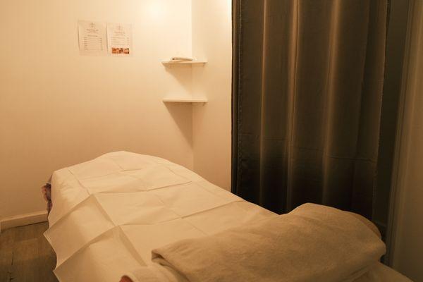 Private massage room at QQ Body Works