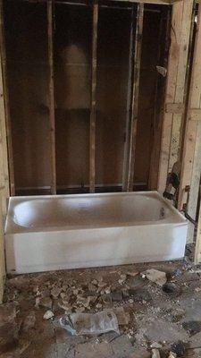 Tub install