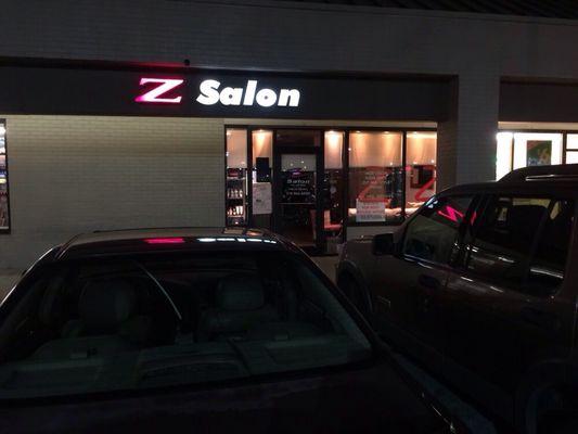 Beautiful salon.  Customer friendly.  Great location!