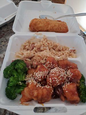 Sesame chicken 5/5 so yummy!