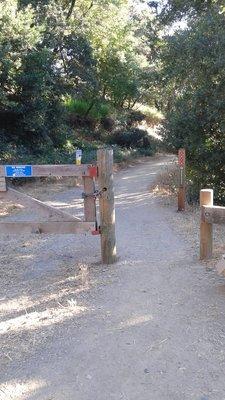 Trailhead to the open space