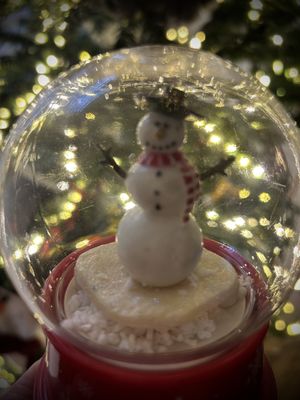 Musical Snowman globe