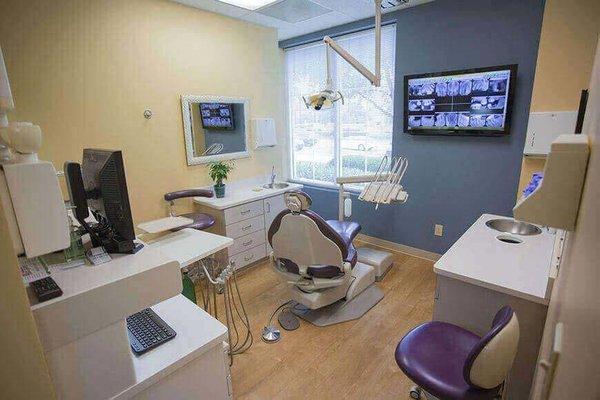 At Loveland Dental Group of Cornelius, we boast 12 Dental Operatories with cutting-edge equipment. Your dental care is our priority!