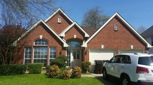 New 30yr Gaf ashphalt installed on this investment property in Plano.