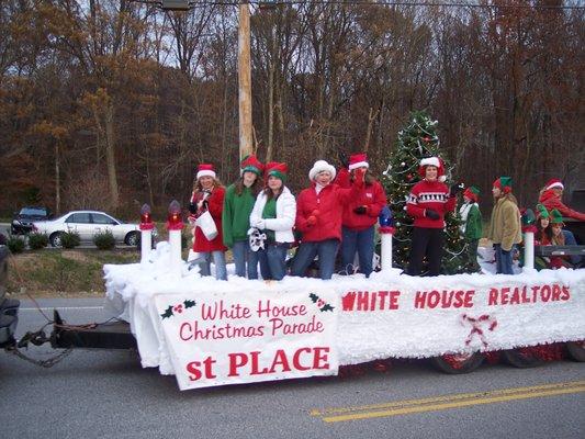 First Place Town Christmas Parade
 White House Realtors, White House, TN