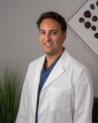 Dr. Atoian completed medical school at the Geffen School of Medicine at UCLA and is trained specifically on the use of ketamine infusions.