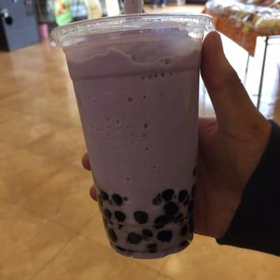 Bakery inside Lotte and convenient after grocery shopping for years - nephew's large rich milky taro boba smoothie