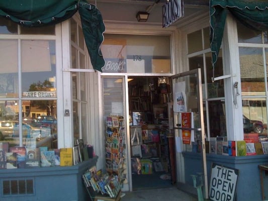 The open door bookstore in bath, maine