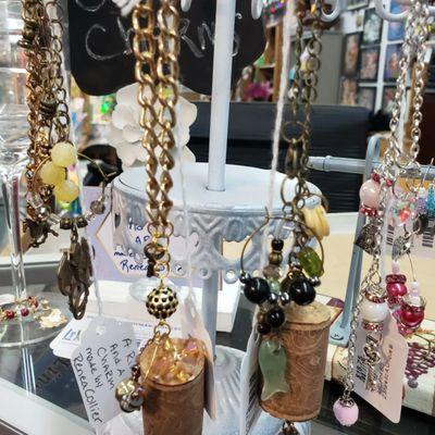 Wine bottle charms