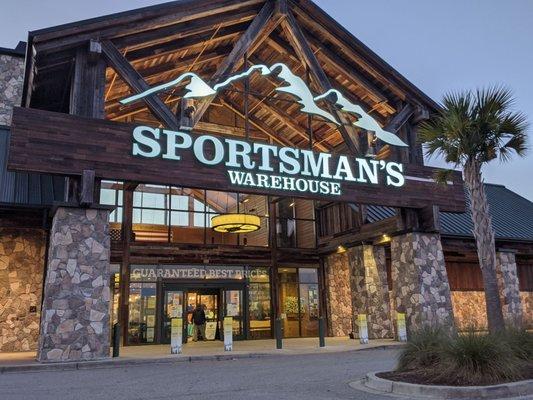 Sportsman's Warehouse