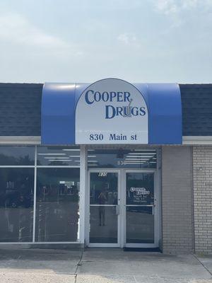 Front view of Cooper Drugs pharmacy