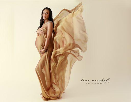 maternity photographer