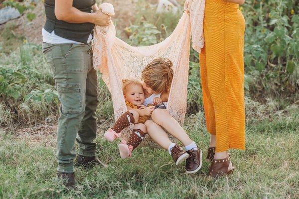 Kids in a hammock during family session