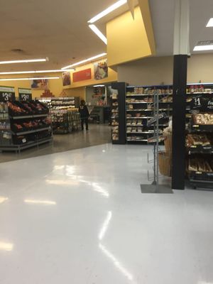 Avon Walmart Supercenter -- 30 Memorial Drive / Route 28, Avon              Interior