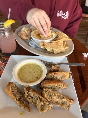 Crab dip with awesome bread and very tasty Cuban Eggrolls.