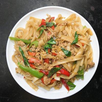 Drunken Noodles (Pae Kee Mao)