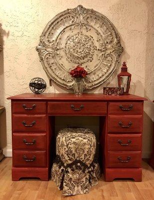 Adorable red Desk