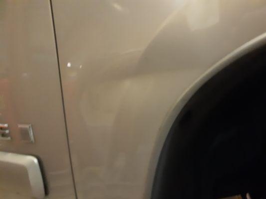 Chevy Avalanche passenger fender