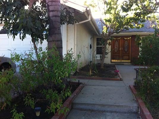 Entryway with garden like settings