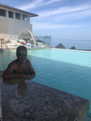 rooftop pool at Breathelss Montego Bay