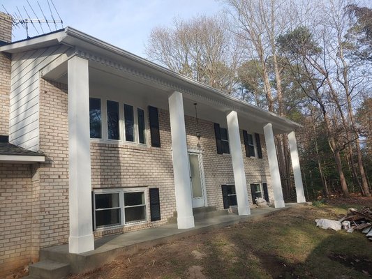 New cncrete porch and pillars