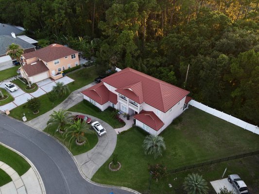 Metal roof first of its kind in Jax