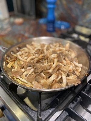 Sauteed Autumnal Mushrooms & Leeks