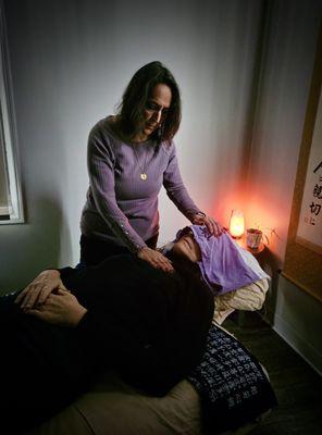 Reiki session in progress