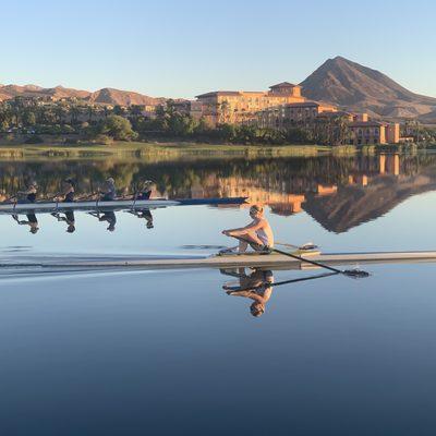 Sculling on perfect water